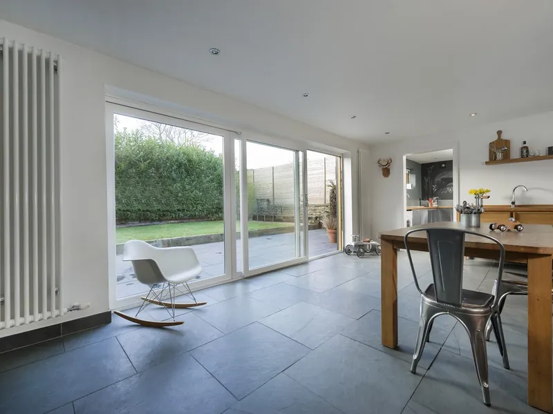 Sliding Windows — Gallery Greenwich